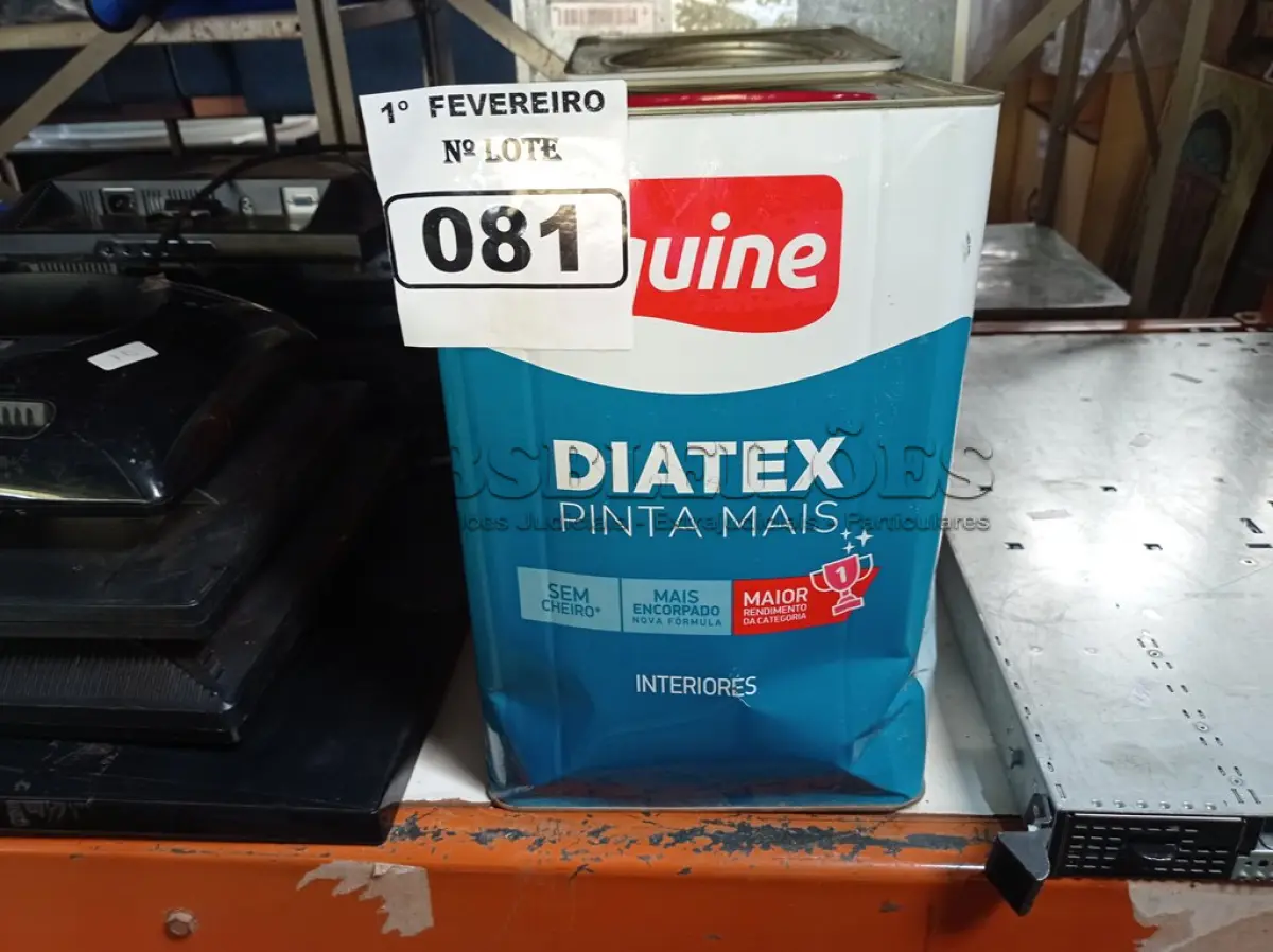 LOTE 081 - 01 LATA DE TINTA IQUINE DIATEX PINTA MAIS FOSCO-AVELUDADO 18L NA COR PEROLA. (NO ESTADO) ATENÇÃO! FAZER A VISITAÇÃO ANTES DE ARREMATAR, NÃO SABEMOS SE FUNCIONA. LEILÃO NÃO TEM GARANTIA E NEM DEVOLUÇÃO, SUJEITO A POSSÍVEIS AVARIAS VISÍVEIS/OCULTAS E/OU AUSÊNCIA DE COMPONENTES.