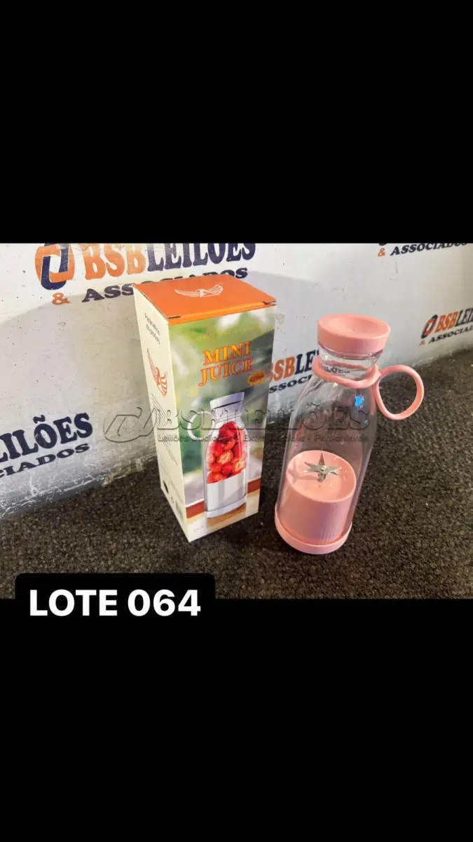 LOTE 064 - 01 LIQUIDIFICADOR ELETRONICO PORTATIL ( NOVO ) ( NO ESTADO )