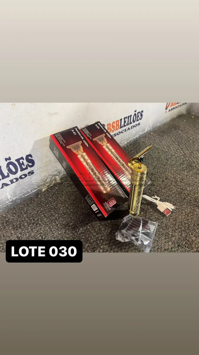LOTE 030 - 02 TRIMMER COM CABO EM METAL ( NOVO ) ( NO ESTADO )