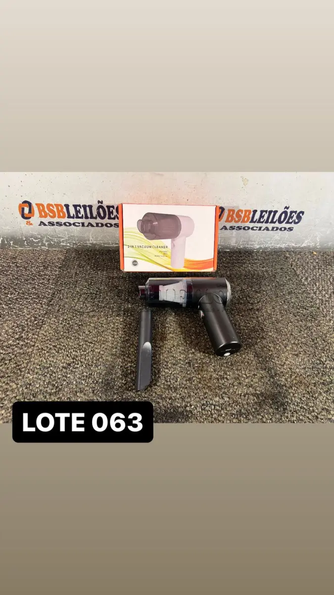 LOTE 063 - 01 ASPIRADOR PORTATIL PARA CARRO ( NOVO ) ( NO ESTADO )