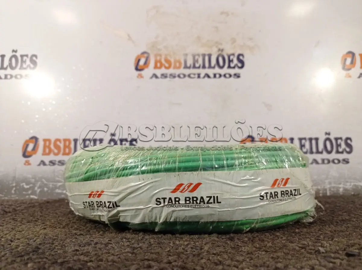 LOTE 100 - 01 ROLO DE CABO FLEXÍVEL 100M 1X4MM NA COR VERDE(NOVO). (NO ESTADO) ATENÇÃO! FAZER A VISITAÇÃO ANTES DE ARREMATAR, NÃO SABEMOS SE FUNCIONA. LEILÃO NÃO TEM GARANTIA E NEM DEVOLUÇÃO, SUJEITO A POSSÍVEIS AVARIAS VISÍVEIS/OCULTAS E/OU AUSÊNCIA DE COMPONENTES.