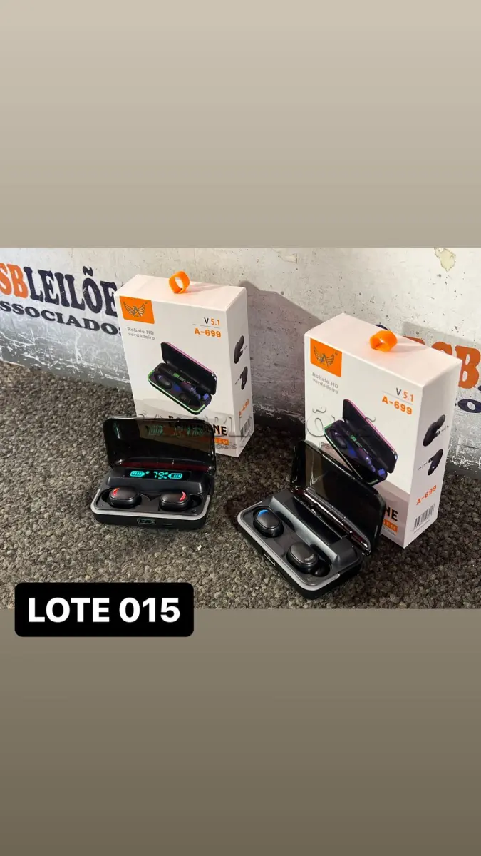 LOTE 015 - 02 FONES DE OUVIDO PORTÁTEIS COM VISOR E INDICADOR DE LED( NOVO ) ( NO ESTADO )