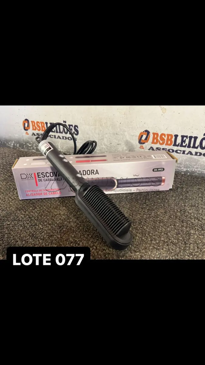 LOTE 077 - 01 ESCOVA ALISADORA DE CABELOS ( NOVO ) ( NO ESTADO )