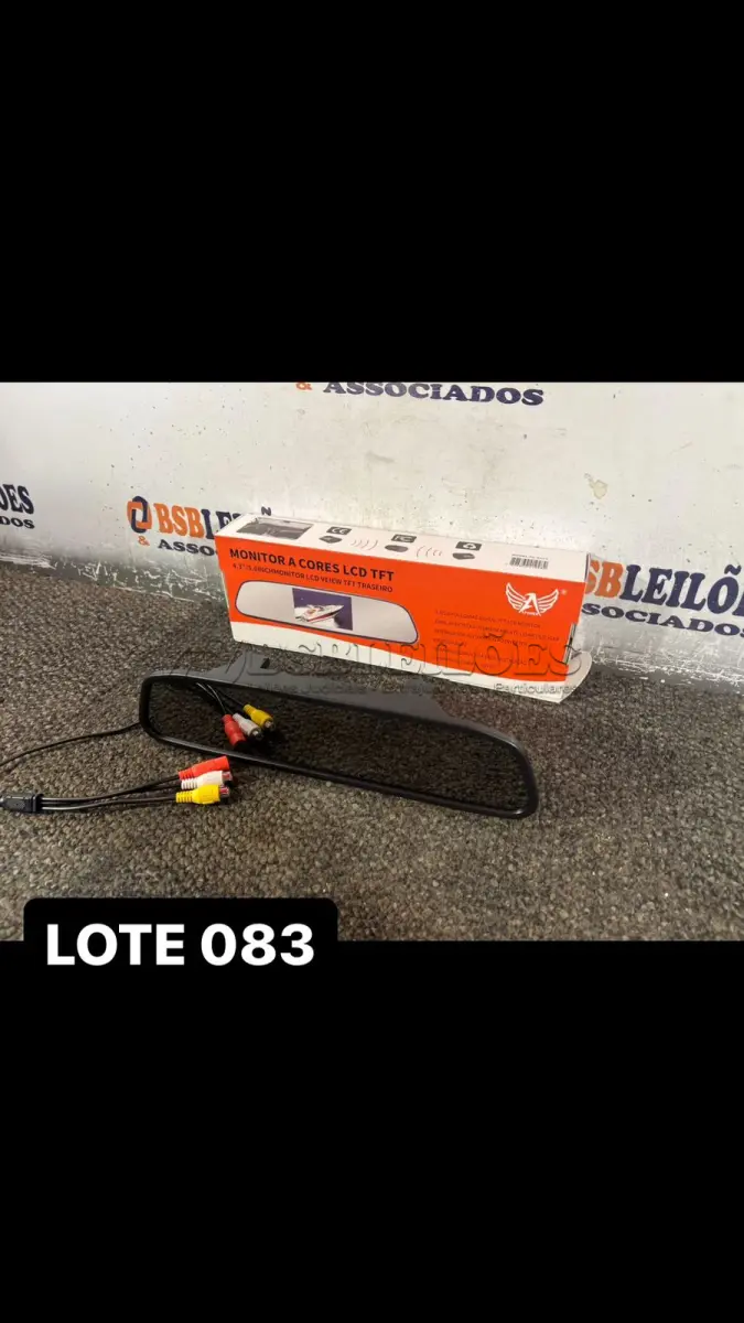 LOTE 083 - 01 RETROVISOR COM ESPELHAMENTO DE CÂMERA DE RÉ ( NOVO ) ( NO ESTADO )
