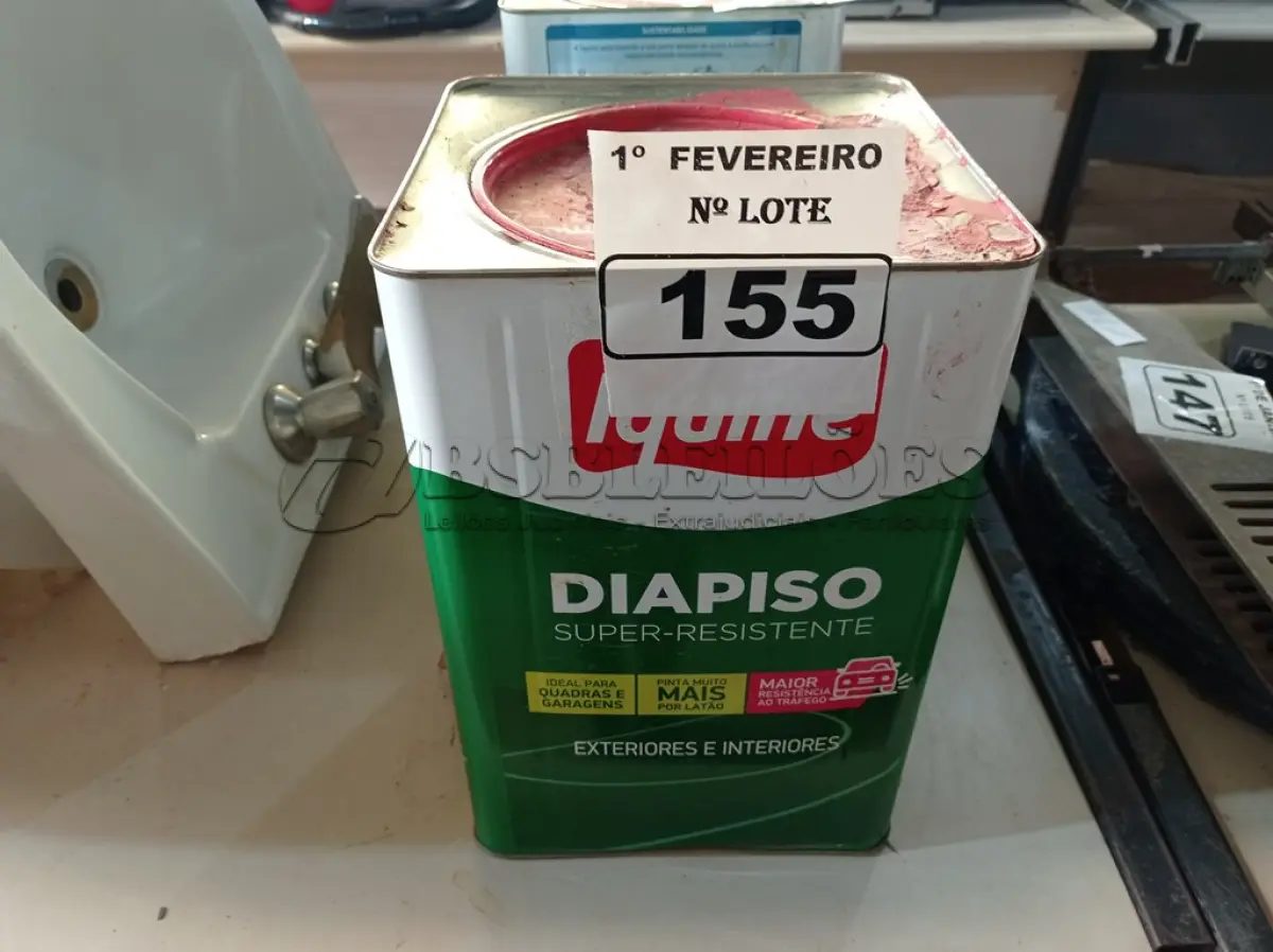 LOTE 155 - 01 LATA DE TINTA IQUINE DIAPISO SUPER RESISTENTE 18L NA COR VERMELHA. (NO ESTADO) ATENÇÃO! FAZER A VISITAÇÃO ANTES DE ARREMATAR, NÃO SABEMOS SE FUNCIONA. LEILÃO NÃO TEM GARANTIA E NEM DEVOLUÇÃO, SUJEITO A POSSÍVEIS AVARIAS VISÍVEIS/OCULTAS E/OU AUSÊNCIA DE COMPONENTES.
