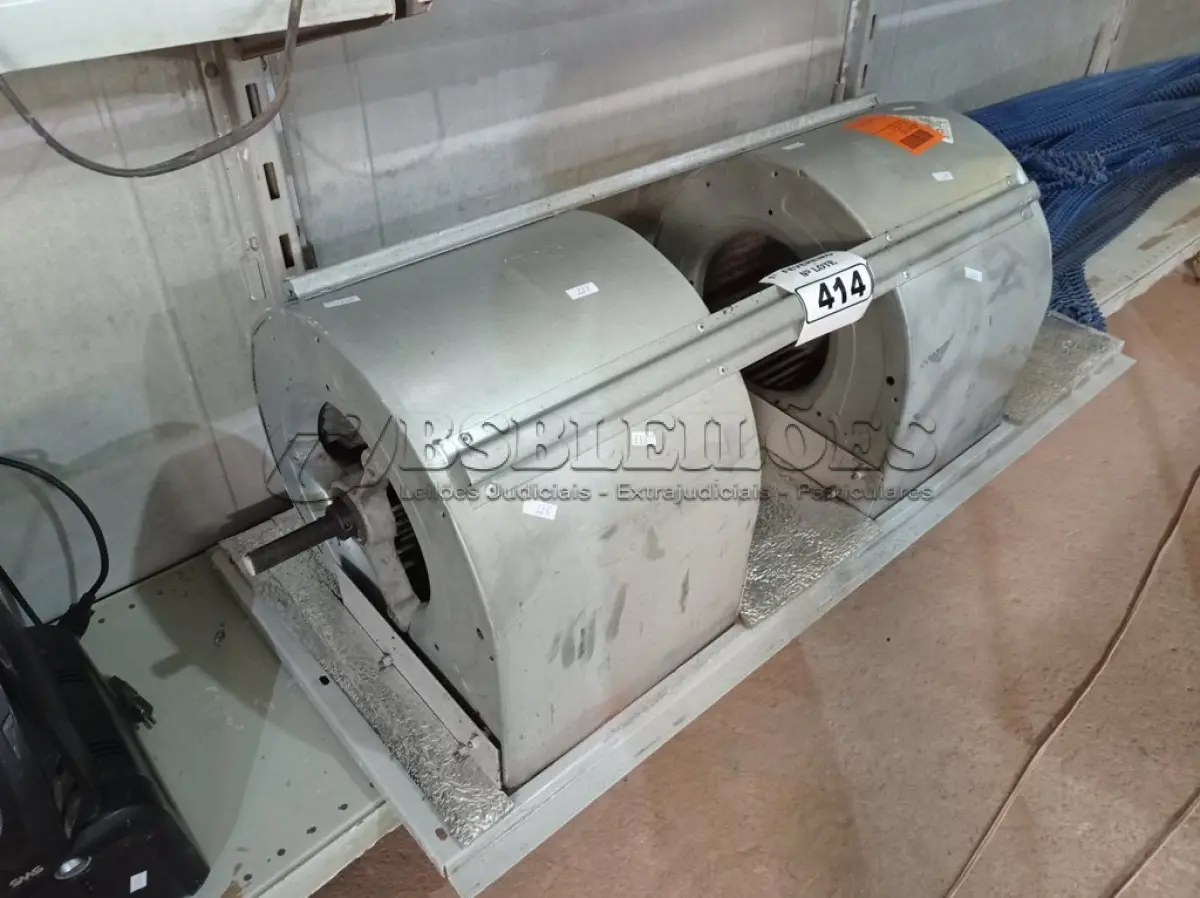 LOTE 414 - 01 EXAUSTOR PARA AR CONDICIONADO INDUSTRIAL. (NO ESTADO) ATENÇÃO! FAZER A VISITAÇÃO ANTES DE ARREMATAR, NÃO SABEMOS SE FUNCIONA. LEILÃO NÃO TEM GARANTIA E NEM DEVOLUÇÃO, SUJEITO A POSSÍVEIS AVARIAS VISÍVEIS/OCULTAS E/OU AUSÊNCIA DE COMPONENTES.