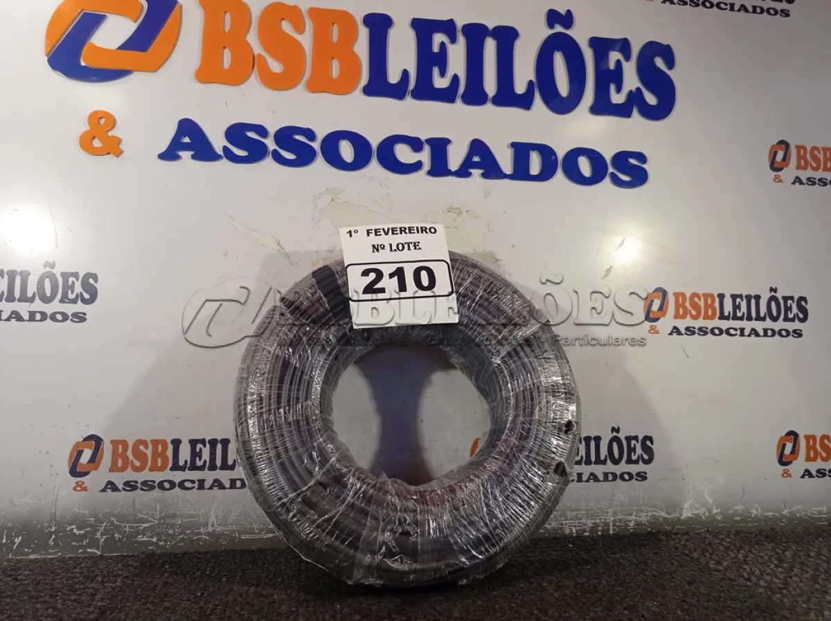 LOTE 210 - 01 ROLO DE CABO FLEXÍVEL 100M 1X10MM NA COR PRETA(NOVO). (NO ESTADO) ATENÇÃO! FAZER A VISITAÇÃO ANTES DE ARREMATAR, NÃO SABEMOS SE FUNCIONA. LEILÃO NÃO TEM GARANTIA E NEM DEVOLUÇÃO, SUJEITO A POSSÍVEIS AVARIAS VISÍVEIS/OCULTAS E/OU AUSÊNCIA DE COMPONENTES.