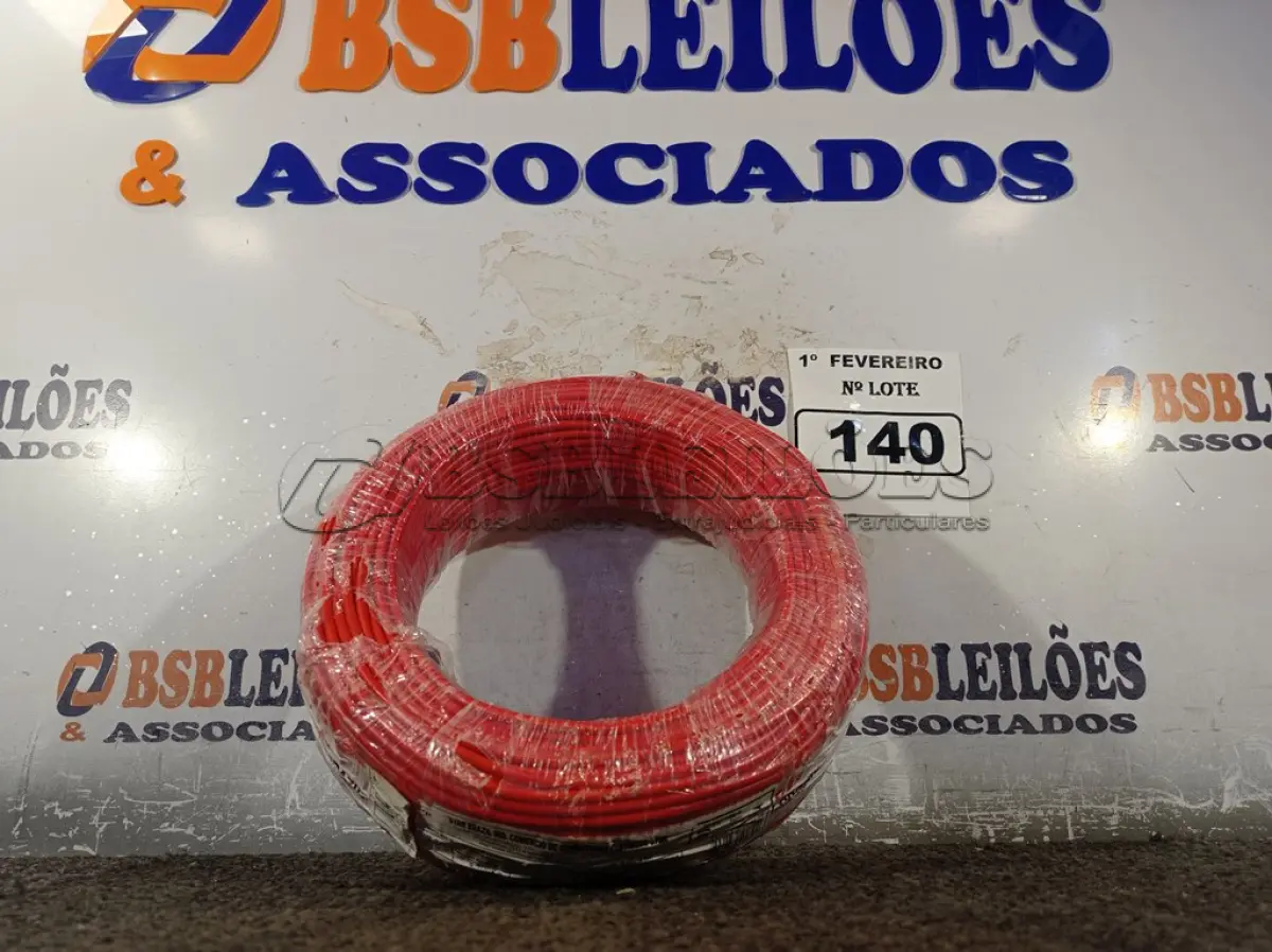 LOTE 140 - 01 ROLO DE CABO FLEXÍVEL 100M 1X4MM NA COR VERMELHA(NOVO). (NO ESTADO) ATENÇÃO! FAZER A VISITAÇÃO ANTES DE ARREMATAR, NÃO SABEMOS SE FUNCIONA. LEILÃO NÃO TEM GARANTIA E NEM DEVOLUÇÃO, SUJEITO A POSSÍVEIS AVARIAS VISÍVEIS/OCULTAS E/OU AUSÊNCIA DE COMPONENTES.