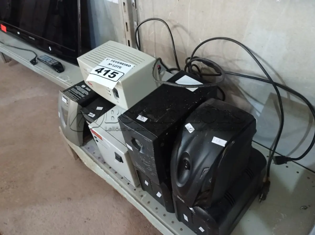 LOTE 415 - 01 ESTABILIZADORES MARCAS E MODELOS DIVERSOS. (NO ESTADO) ATENÇÃO! FAZER A VISITAÇÃO ANTES DE ARREMATAR, NÃO SABEMOS SE FUNCIONA. LEILÃO NÃO TEM GARANTIA E NEM DEVOLUÇÃO, SUJEITO A POSSÍVEIS AVARIAS VISÍVEIS/OCULTAS E/OU AUSÊNCIA DE COMPONENTES.