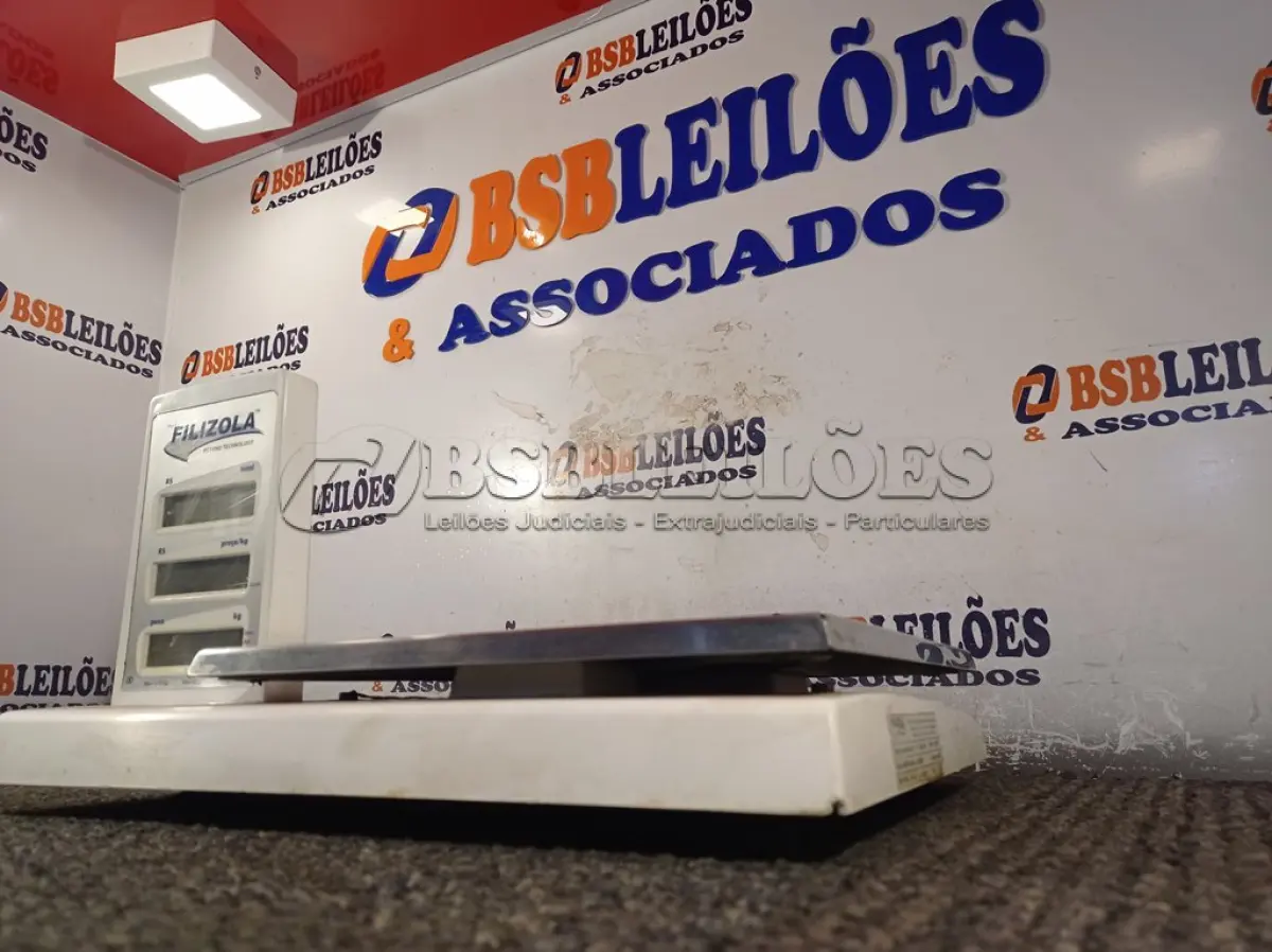 LOTE 353 - 01 BALANÇA DIGITAL MARCA FILIZOLA. (NO ESTADO) ATENÇÃO! FAZER A VISITAÇÃO ANTES DE ARREMATAR, NÃO SABEMOS SE FUNCIONA. LEILÃO NÃO TEM GARANTIA E NEM DEVOLUÇÃO, SUJEITO A POSSÍVEIS AVARIAS VISÍVEIS/OCULTAS E/OU AUSÊNCIA DE COMPONENTES.