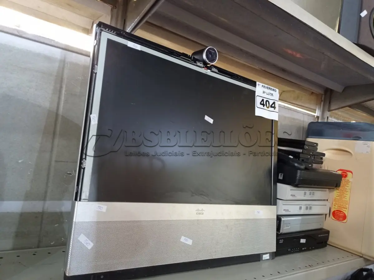 LOTE 404 - 01 SUCATA DE ALL IN ONE E ELETRÔNICOS DIVERSOS. (NO ESTADO) ATENÇÃO! FAZER A VISITAÇÃO ANTES DE ARREMATAR, NÃO SABEMOS SE FUNCIONA. LEILÃO NÃO TEM GARANTIA E NEM DEVOLUÇÃO, SUJEITO A POSSÍVEIS AVARIAS VISÍVEIS/OCULTAS E/OU AUSÊNCIA DE COMPONENTES.