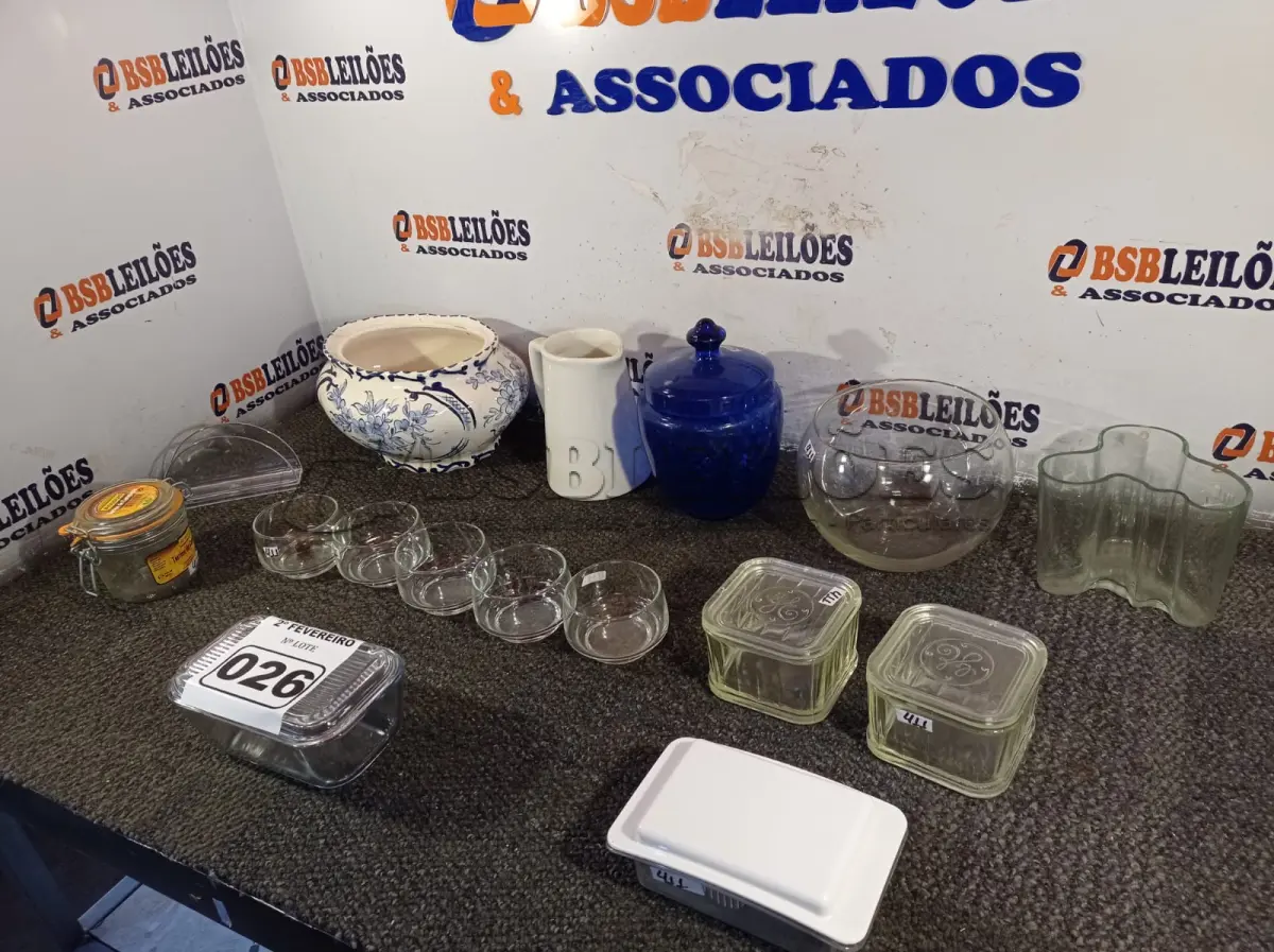 LOTE 026 - 01 LOTE COM UTENSÍLIOS PARA COZINHA (NO ESTADO, NÃO SABEMOS SE FUNCIONA. LEILÃO NÃO TEM GARANTIA E NEM DEVOLUÇÃO).