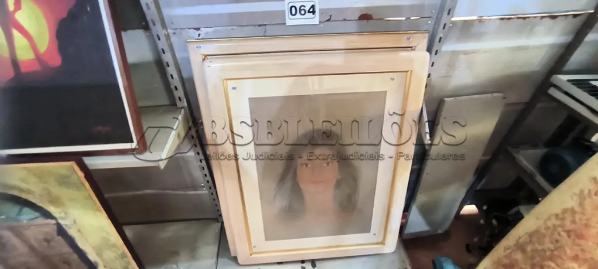 LOTE 064 - 02 QUADROS COM PINTURA A MÃO (NO ESTADO, NÃO SABEMOS SE FUNCIONA. LEILÃO NÃO TEM GARANTIA E NEM DEVOLUÇÃO).