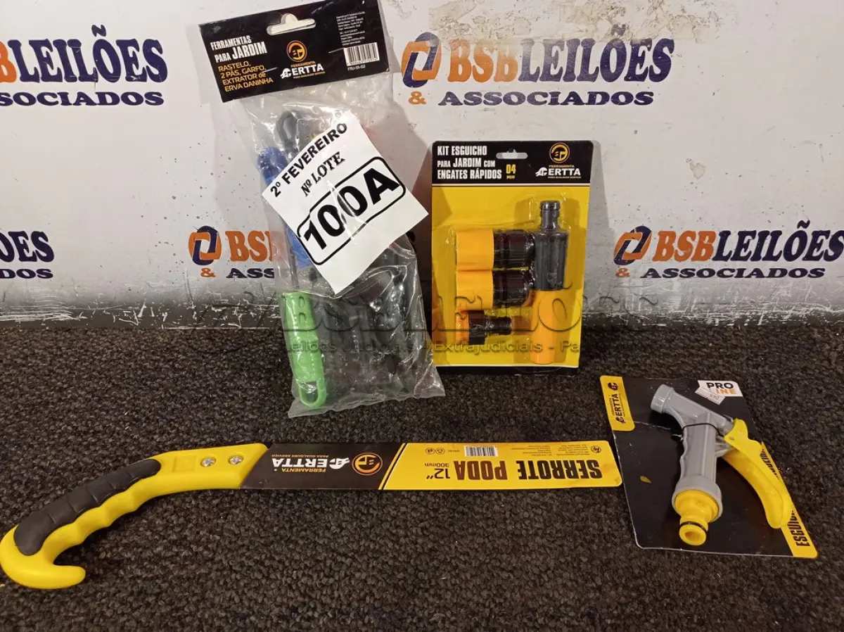 LOTE 100 - 01 KIT PARA JARDINAGEM. (NO ESTADO) ATENÇÃO! FAZER A VISITAÇÃO ANTES DE ARREMATAR, NÃO SABEMOS SE FUNCIONA. LEILÃO NÃO TEM GARANTIA E NEM DEVOLUÇÃO, SUJEITO A POSSÍVEIS AVARIAS VISÍVEIS/OCULTAS E/OU AUSÊNCIA DE COMPONENTES.