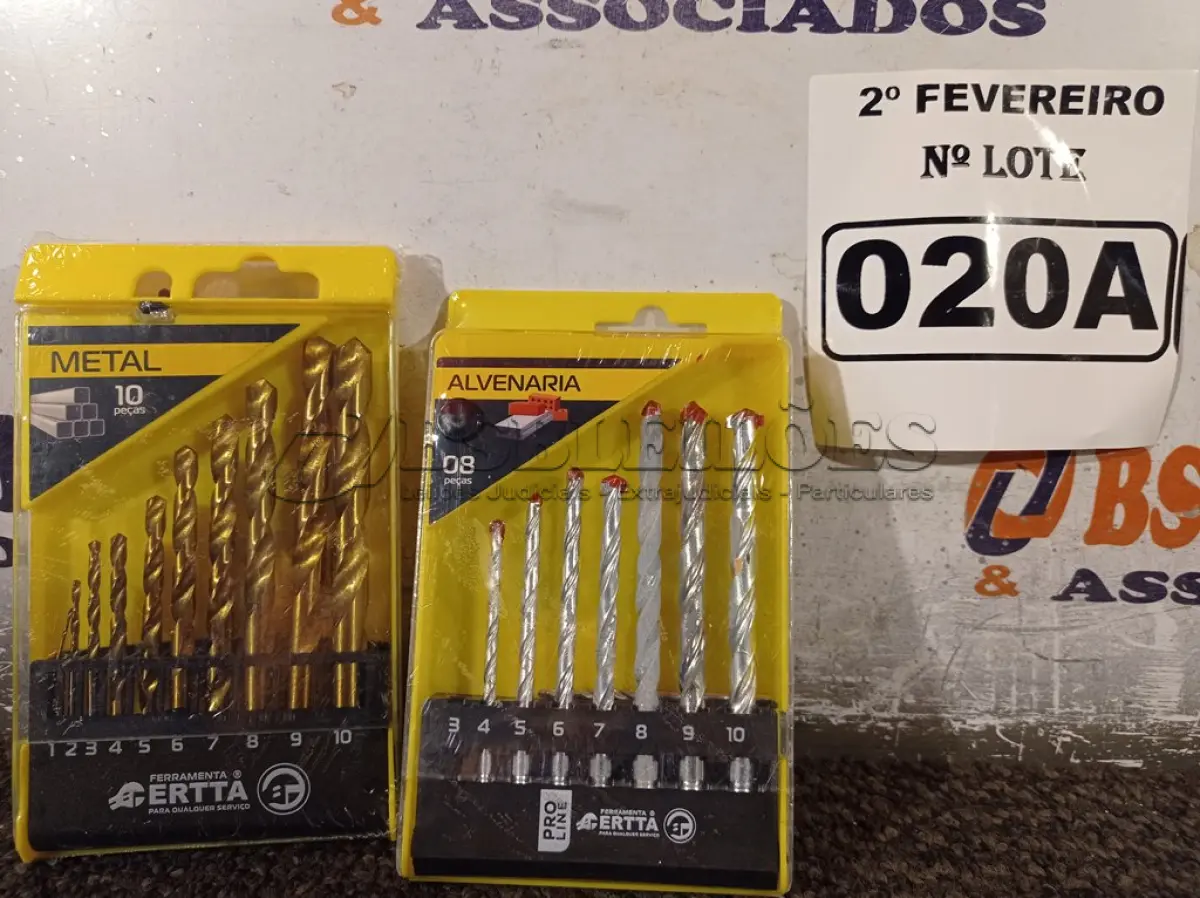 LOTE 020 - 02 KIT’S DE BROCAS. (NO ESTADO) ATENÇÃO! FAZER A VISITAÇÃO ANTES DE ARREMATAR, NÃO SABEMOS SE FUNCIONA. LEILÃO NÃO TEM GARANTIA E NEM DEVOLUÇÃO, SUJEITO A POSSÍVEIS AVARIAS VISÍVEIS/OCULTAS E/OU AUSÊNCIA DE COMPONENTES.