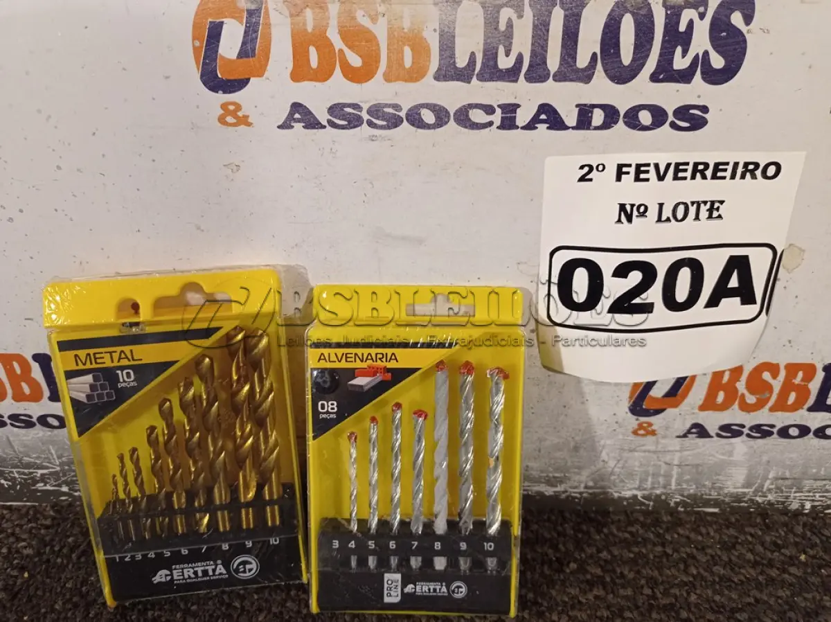 LOTE 020 - 02 KIT’S DE BROCAS. (NO ESTADO) ATENÇÃO! FAZER A VISITAÇÃO ANTES DE ARREMATAR, NÃO SABEMOS SE FUNCIONA. LEILÃO NÃO TEM GARANTIA E NEM DEVOLUÇÃO, SUJEITO A POSSÍVEIS AVARIAS VISÍVEIS/OCULTAS E/OU AUSÊNCIA DE COMPONENTES.
