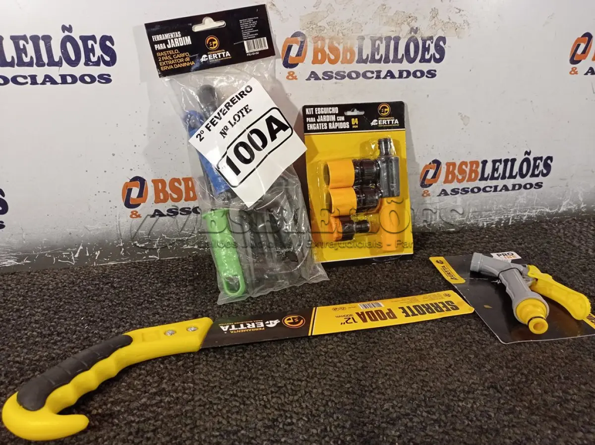 LOTE 100 - 01 KIT PARA JARDINAGEM. (NO ESTADO) ATENÇÃO! FAZER A VISITAÇÃO ANTES DE ARREMATAR, NÃO SABEMOS SE FUNCIONA. LEILÃO NÃO TEM GARANTIA E NEM DEVOLUÇÃO, SUJEITO A POSSÍVEIS AVARIAS VISÍVEIS/OCULTAS E/OU AUSÊNCIA DE COMPONENTES.