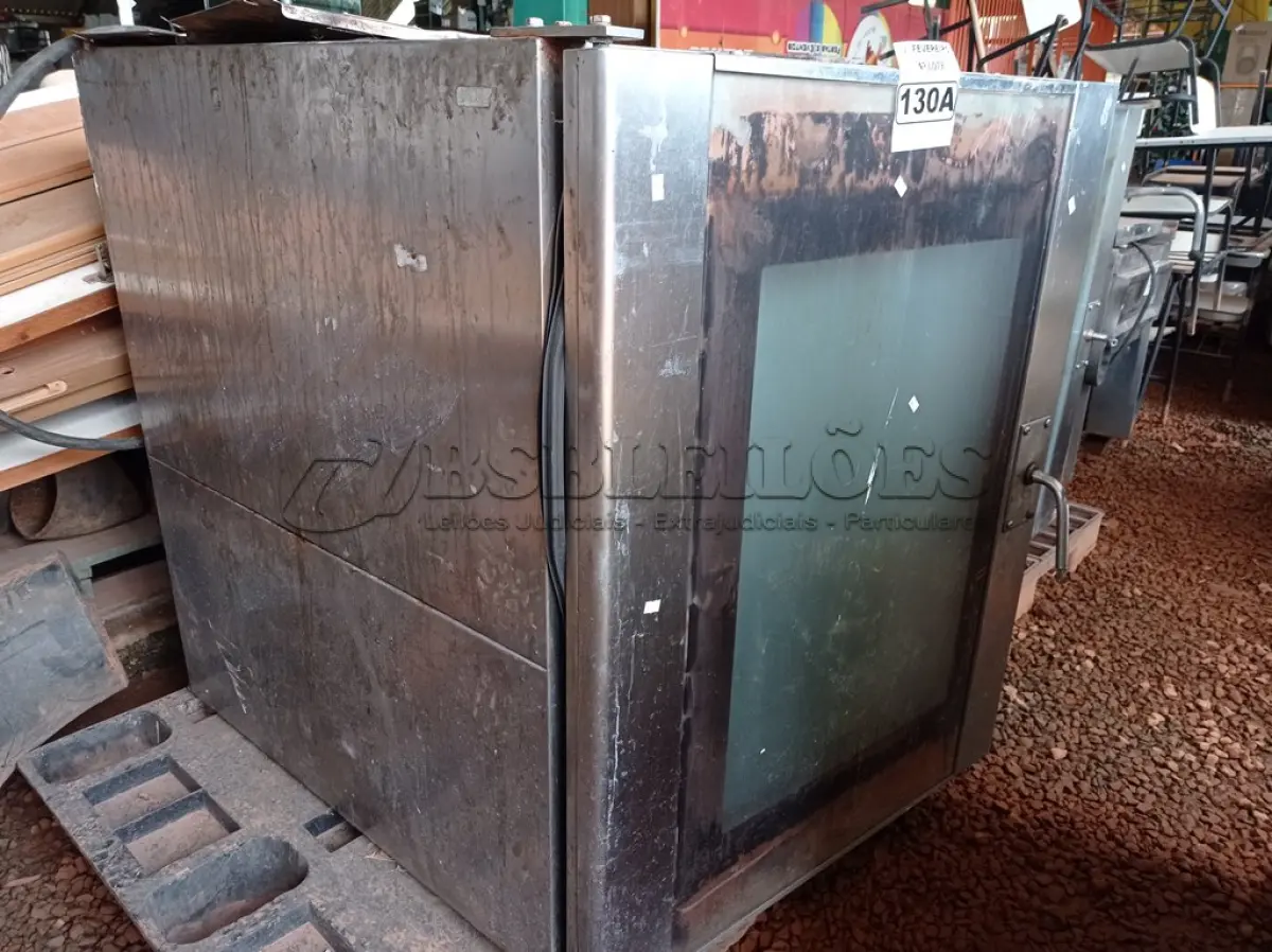 LOTE 130 - 01 FORNO COMBINADO PARA RETIRADA DE PEÇAS. (NO ESTADO) ATENÇÃO! FAZER A VISITAÇÃO ANTES DE ARREMATAR, NÃO SABEMOS SE FUNCIONA. LEILÃO NÃO TEM GARANTIA E NEM DEVOLUÇÃO, SUJEITO A POSSÍVEIS AVARIAS VISÍVEIS/OCULTAS E/OU AUSÊNCIA DE COMPONENTES.