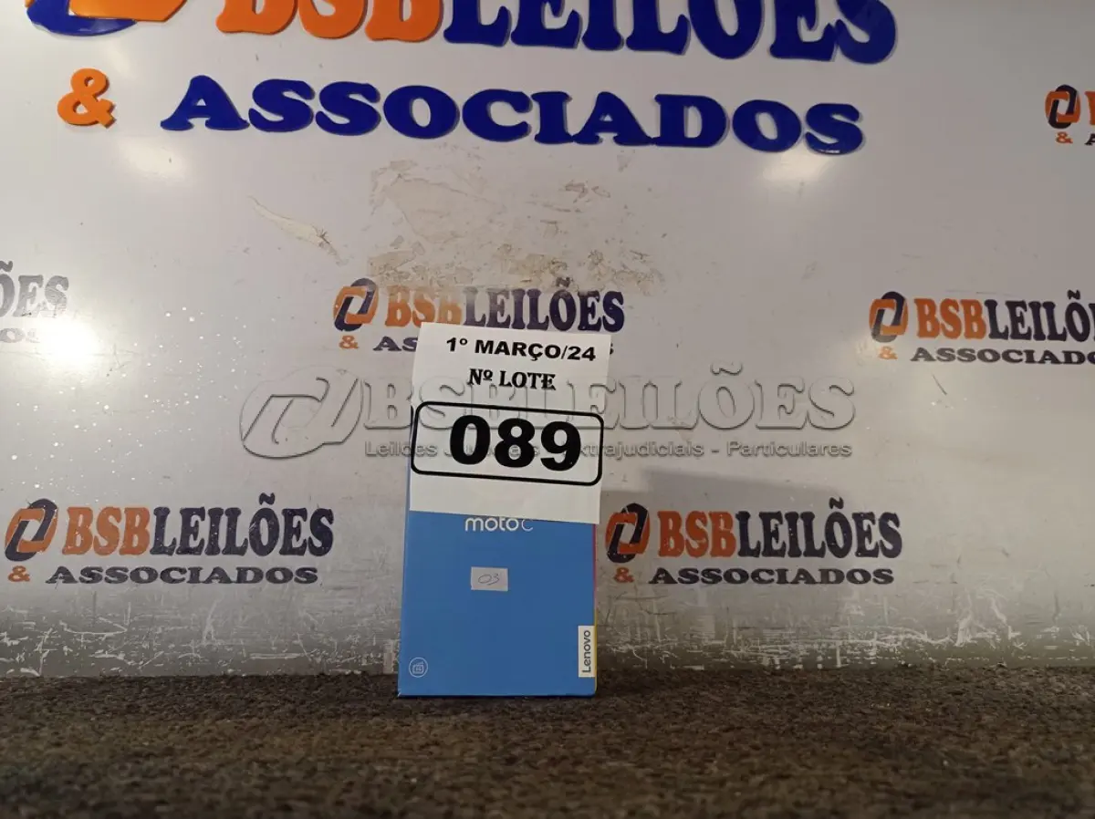LOTE 089 - 01 CELULAR MOTO “C” 8BG. (NO ESTADO) ATENÇÃO! FAZER A VISITAÇÃO ANTES DE ARREMATAR, NÃO SABEMOS SE FUNCIONA. LEILÃO NÃO TEM GARANTIA E NEM DEVOLUÇÃO, SUJEITO A POSSÍVEIS AVARIAS VISÍVEIS/OCULTAS E/OU AUSÊNCIA DE COMPONENTES.