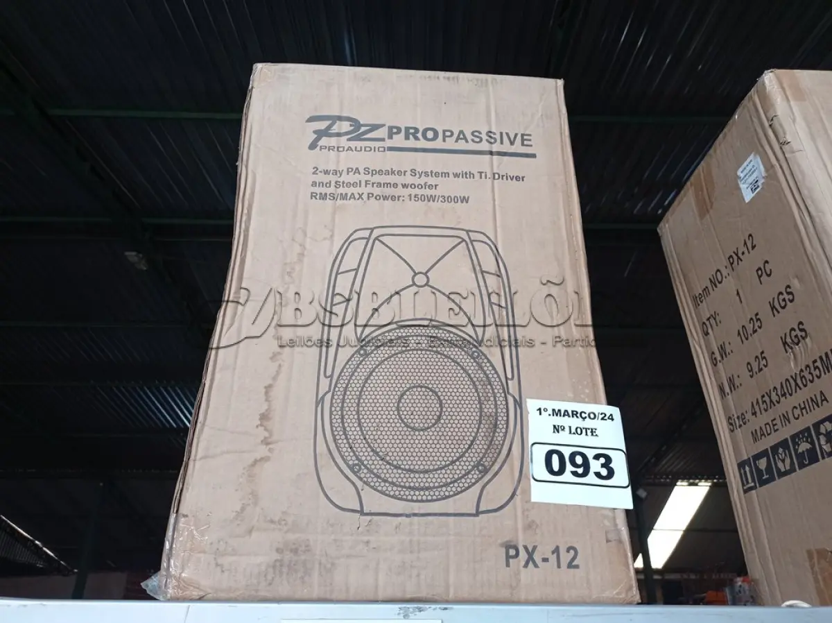 LOTE 093 - 01 CAIXA DE SOM PZ PROPASSIVE PX-12. (NO ESTADO) ATENÇÃO! FAZER A VISITAÇÃO ANTES DE ARREMATAR, NÃO SABEMOS SE FUNCIONA. LEILÃO NÃO TEM GARANTIA E NEM DEVOLUÇÃO, SUJEITO A POSSÍVEIS AVARIAS VISÍVEIS/OCULTAS E/OU AUSÊNCIA DE COMPONENTES.