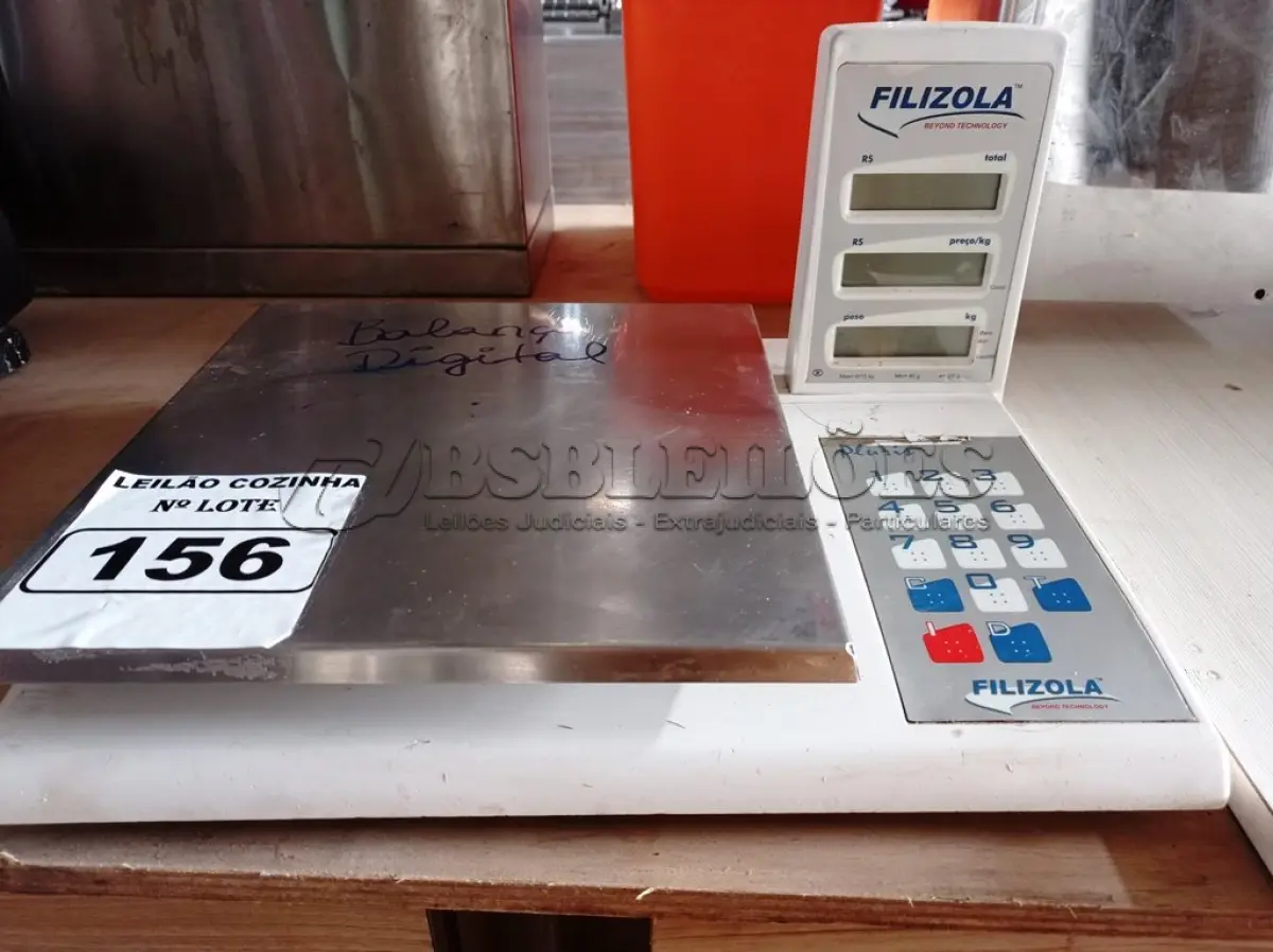 LOTE 156 - 01 BALANÇA DIGITAL FILIZOLA PLURIS ATÉ 15KG. (NO ESTADO, NÃO SABEMOS SE FUNCIONA. LEILÃO NÃO TEM GARANTIA E NEM DEVOLUÇÃO).