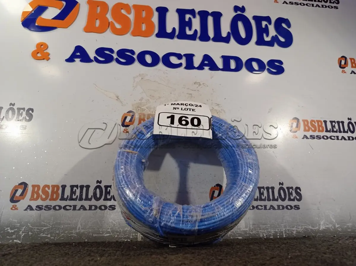 LOTE 160 - 01 ROLO DE CABO FLEXÍVEL 100M 1X4MM NA COR AZUL (NOVO). (NO ESTADO) ATENÇÃO! FAZER A VISITAÇÃO ANTES DE ARREMATAR, NÃO SABEMOS SE FUNCIONA. LEILÃO NÃO TEM GARANTIA E NEM DEVOLUÇÃO, SUJEITO A POSSÍVEIS AVARIAS VISÍVEIS/OCULTAS E/OU AUSÊNCIA DE COMPONENTES.