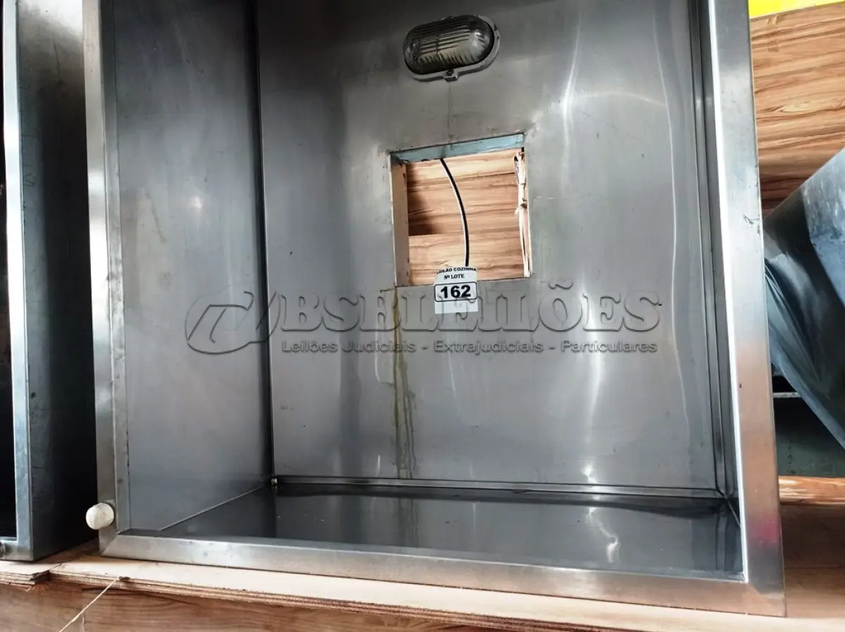 LOTE 162 - 01 COIFA EM AÇO INOX, MEDINDO 120CMX100CM. (NO ESTADO, NÃO SABEMOS SE FUNCIONA. LEILÃO NÃO TEM GARANTIA E NEM DEVOLUÇÃO).