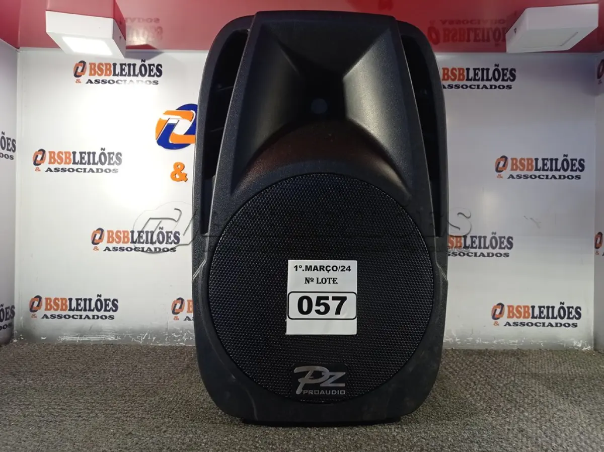 LOTE 057 - 01 CAIXA DE SOM PZ PROPASSIVE PX-12. (NO ESTADO) ATENÇÃO! FAZER A VISITAÇÃO ANTES DE ARREMATAR, NÃO SABEMOS SE FUNCIONA. LEILÃO NÃO TEM GARANTIA E NEM DEVOLUÇÃO, SUJEITO A POSSÍVEIS AVARIAS VISÍVEIS/OCULTAS E/OU AUSÊNCIA DE COMPONENTES.