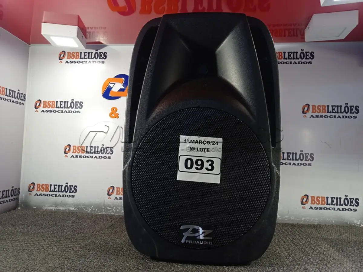 LOTE 093 - 01 CAIXA DE SOM PZ PROPASSIVE PX-12. (NO ESTADO) ATENÇÃO! FAZER A VISITAÇÃO ANTES DE ARREMATAR, NÃO SABEMOS SE FUNCIONA. LEILÃO NÃO TEM GARANTIA E NEM DEVOLUÇÃO, SUJEITO A POSSÍVEIS AVARIAS VISÍVEIS/OCULTAS E/OU AUSÊNCIA DE COMPONENTES.
