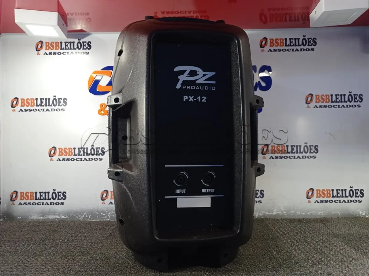 LOTE 057 - 01 CAIXA DE SOM PZ PROPASSIVE PX-12. (NO ESTADO) ATENÇÃO! FAZER A VISITAÇÃO ANTES DE ARREMATAR, NÃO SABEMOS SE FUNCIONA. LEILÃO NÃO TEM GARANTIA E NEM DEVOLUÇÃO, SUJEITO A POSSÍVEIS AVARIAS VISÍVEIS/OCULTAS E/OU AUSÊNCIA DE COMPONENTES.