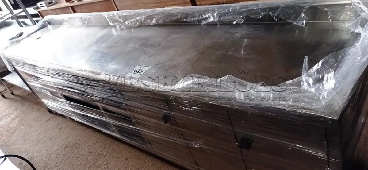 LOTE 142 - 01 BALCÃO SECO COM ESPELHO EM AÇO INOX 05 PORTAS, MEDINDO 308CMX61CM. (NO ESTADO, NÃO SABEMOS SE FUNCIONA. LEILÃO NÃO TEM GARANTIA E NEM DEVOLUÇÃO).