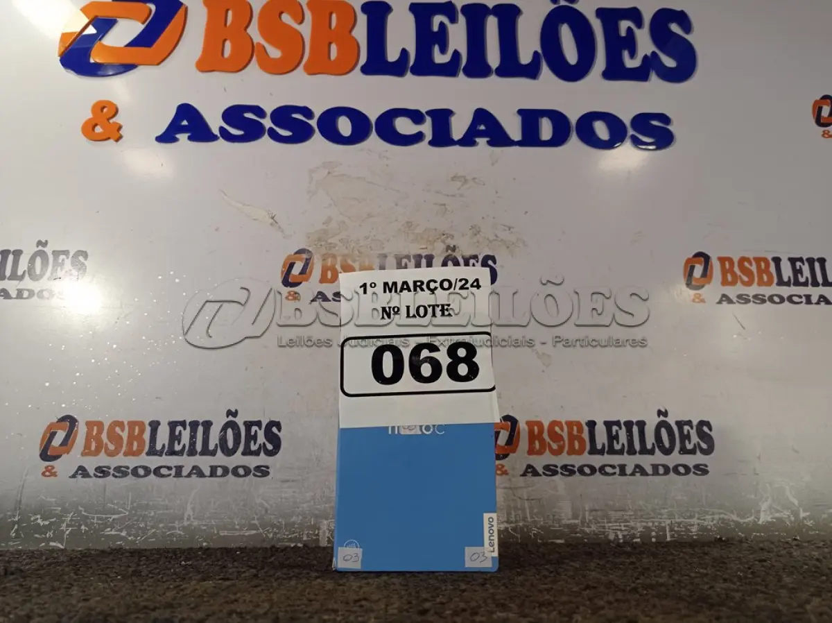 LOTE 068 - 01 CELULAR MOTO “C” 8BG. (NO ESTADO) ATENÇÃO! FAZER A VISITAÇÃO ANTES DE ARREMATAR, NÃO SABEMOS SE FUNCIONA. LEILÃO NÃO TEM GARANTIA E NEM DEVOLUÇÃO, SUJEITO A POSSÍVEIS AVARIAS VISÍVEIS/OCULTAS E/OU AUSÊNCIA DE COMPONENTES.