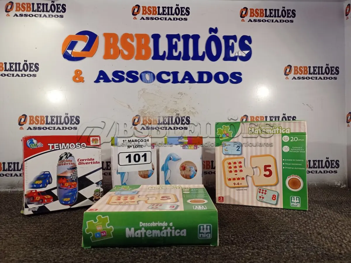 LOTE 101 - 03 BONECOS JOÃO TEIMOSO E 02 JOGOS DESCOBRINDO A MATEMÁTICA. (NO ESTADO) ATENÇÃO! FAZER A VISITAÇÃO ANTES DE ARREMATAR, NÃO SABEMOS SE FUNCIONA. LEILÃO NÃO TEM GARANTIA E NEM DEVOLUÇÃO, SUJEITO A POSSÍVEIS AVARIAS VISÍVEIS/OCULTAS E/OU AUSÊNCIA DE COMPONENTES.