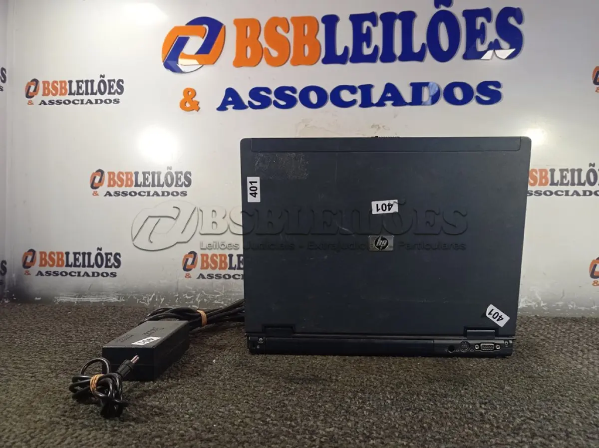 LOTE 006 - 01 NOTEBOOK MARCA HP COM FONTE. (NO ESTADO) ATENÇÃO! FAZER A VISITAÇÃO ANTES DE ARREMATAR, NÃO SABEMOS SE FUNCIONA. LEILÃO NÃO TEM GARANTIA E NEM DEVOLUÇÃO, SUJEITO A POSSÍVEIS AVARIAS VISÍVEIS/OCULTAS E/OU AUSÊNCIA DE COMPONENTES.