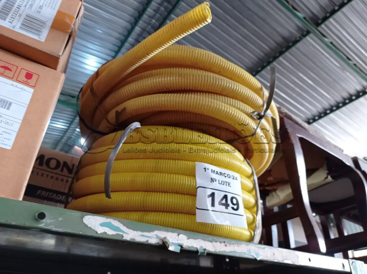 LOTE 149 - 02 ROLOS DE MANGUEIRA CORRUGADA. (NO ESTADO) ATENÇÃO! FAZER A VISITAÇÃO ANTES DE ARREMATAR, NÃO SABEMOS SE FUNCIONA. LEILÃO NÃO TEM GARANTIA E NEM DEVOLUÇÃO, SUJEITO A POSSÍVEIS AVARIAS VISÍVEIS/OCULTAS E/OU AUSÊNCIA DE COMPONENTES.