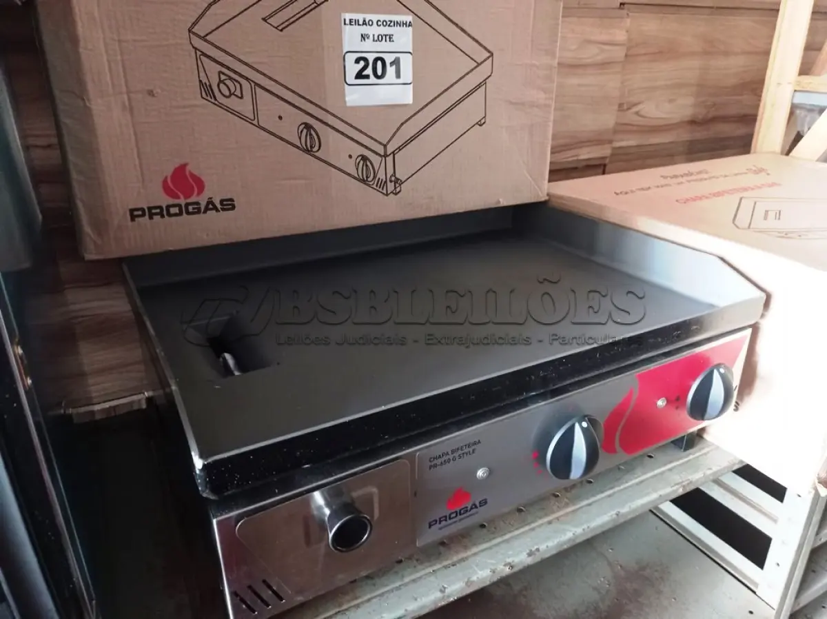 LOTE 201 - 01 CHAPA BIFETEIRA A GÁS MARCA PROGÁS MODELO PR-650G. (NOVA) (NO ESTADO. LEILÃO NÃO TEM GARANTIA E NEM DEVOLUÇÃO).
