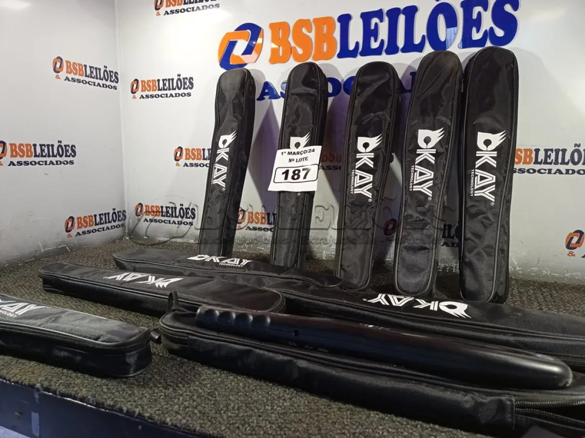 LOTE 187 - 10 DETECTORES DE METAL. (NO ESTADO) ATENÇÃO! FAZER A VISITAÇÃO ANTES DE ARREMATAR, NÃO SABEMOS SE FUNCIONA. LEILÃO NÃO TEM GARANTIA E NEM DEVOLUÇÃO, SUJEITO A POSSÍVEIS AVARIAS VISÍVEIS/OCULTAS E/OU AUSÊNCIA DE COMPONENTES.