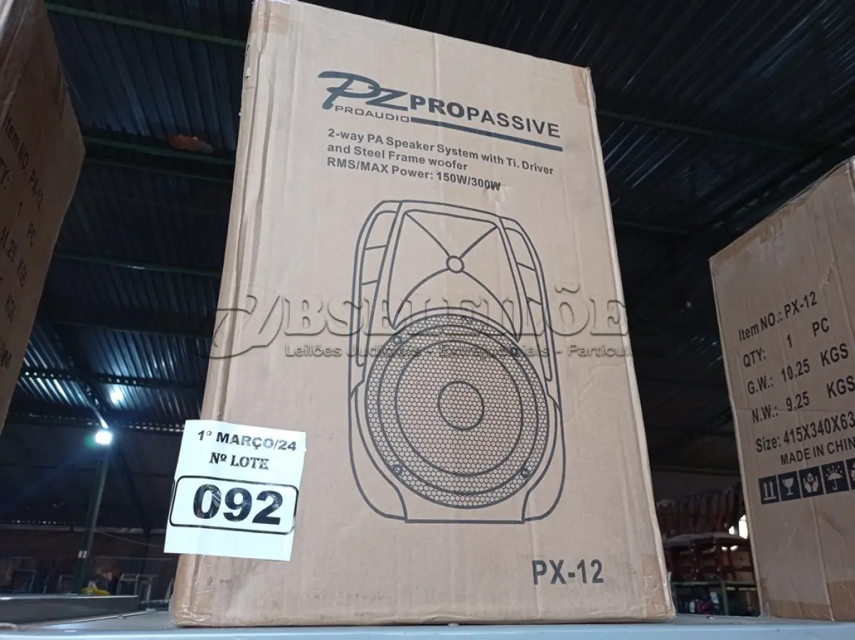 LOTE 092 - 01 CAIXA DE SOM PZ PROPASSIVE PX-12. (NO ESTADO) ATENÇÃO! FAZER A VISITAÇÃO ANTES DE ARREMATAR, NÃO SABEMOS SE FUNCIONA. LEILÃO NÃO TEM GARANTIA E NEM DEVOLUÇÃO, SUJEITO A POSSÍVEIS AVARIAS VISÍVEIS/OCULTAS E/OU AUSÊNCIA DE COMPONENTES.