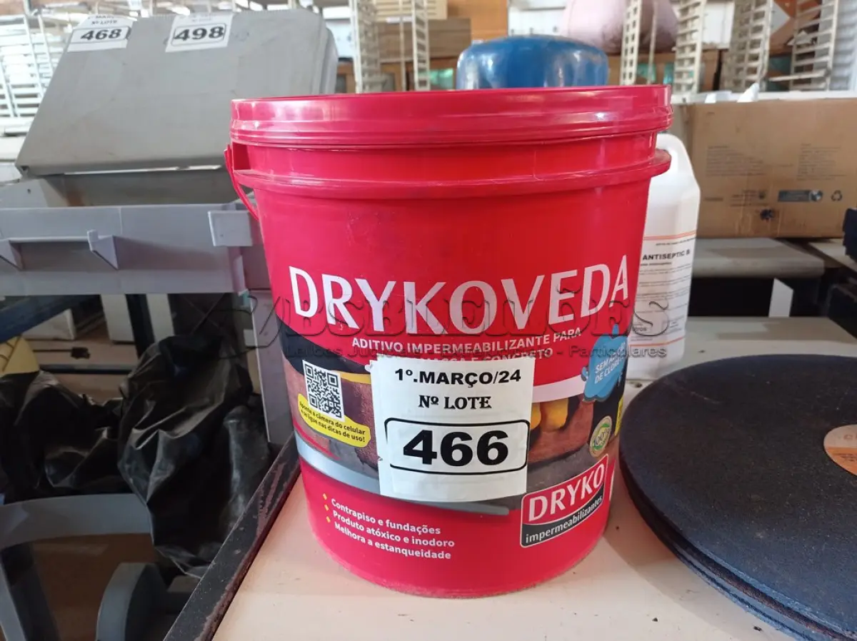 LOTE 466 - 01 BALDE DE DRYKOVEDA, ADITIVO IMPERMEABILIZANTE PARA ARGAMASSA E CONCRETO 18L. (NO ESTADO) ATENÇÃO! FAZER A VISITAÇÃO ANTES DE ARREMATAR, NÃO SABEMOS SE FUNCIONA. LEILÃO NÃO TEM GARANTIA E NEM DEVOLUÇÃO, SUJEITO A POSSÍVEIS AVARIAS VISÍVEIS/OCULTAS E/OU AUSÊNCIA DE COMPONENTES.
