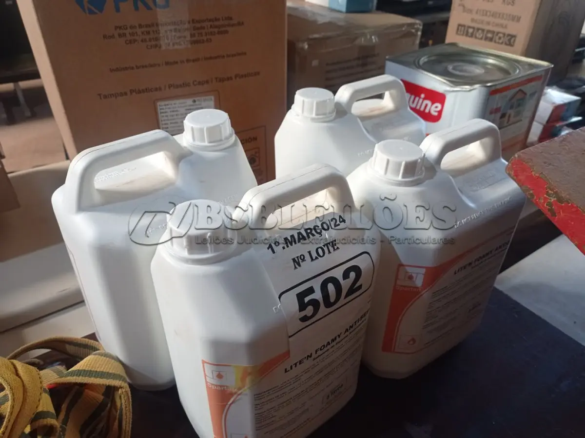 LOTE 502 - 20 LITROS DE SABONETE DE ESPUMA ANTISSÉPTICO . (NO ESTADO) ATENÇÃO! FAZER A VISITAÇÃO ANTES DE ARREMATAR, NÃO SABEMOS SE FUNCIONA. LEILÃO NÃO TEM GARANTIA E NEM DEVOLUÇÃO, SUJEITO A POSSÍVEIS AVARIAS VISÍVEIS/OCULTAS E/OU AUSÊNCIA DE COMPONENTES.