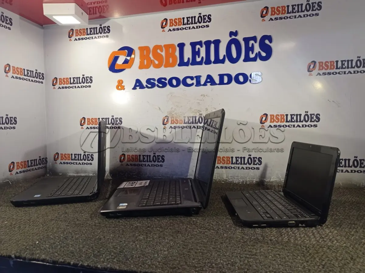 LOTE 511 - 03 NOTEBOOKS PARA RETIRADA DE PEÇAS. (NO ESTADO) ATENÇÃO! FAZER A VISITAÇÃO ANTES DE ARREMATAR, NÃO SABEMOS SE FUNCIONA. LEILÃO NÃO TEM GARANTIA E NEM DEVOLUÇÃO, SUJEITO A POSSÍVEIS AVARIAS VISÍVEIS/OCULTAS E/OU AUSÊNCIA DE COMPONENTES.