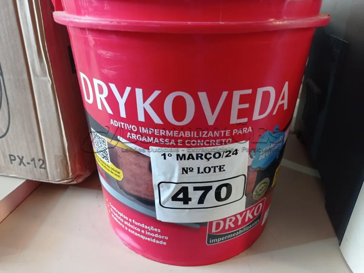 LOTE 470 - 01 BALDE DE DRYKOVEDA, ADITIVO IMPERMEABILIZANTE PARA ARGAMASSA E CONCRETO 18L. (NO ESTADO) ATENÇÃO! FAZER A VISITAÇÃO ANTES DE ARREMATAR, NÃO SABEMOS SE FUNCIONA. LEILÃO NÃO TEM GARANTIA E NEM DEVOLUÇÃO, SUJEITO A POSSÍVEIS AVARIAS VISÍVEIS/OCULTAS E/OU AUSÊNCIA DE COMPONENTES.