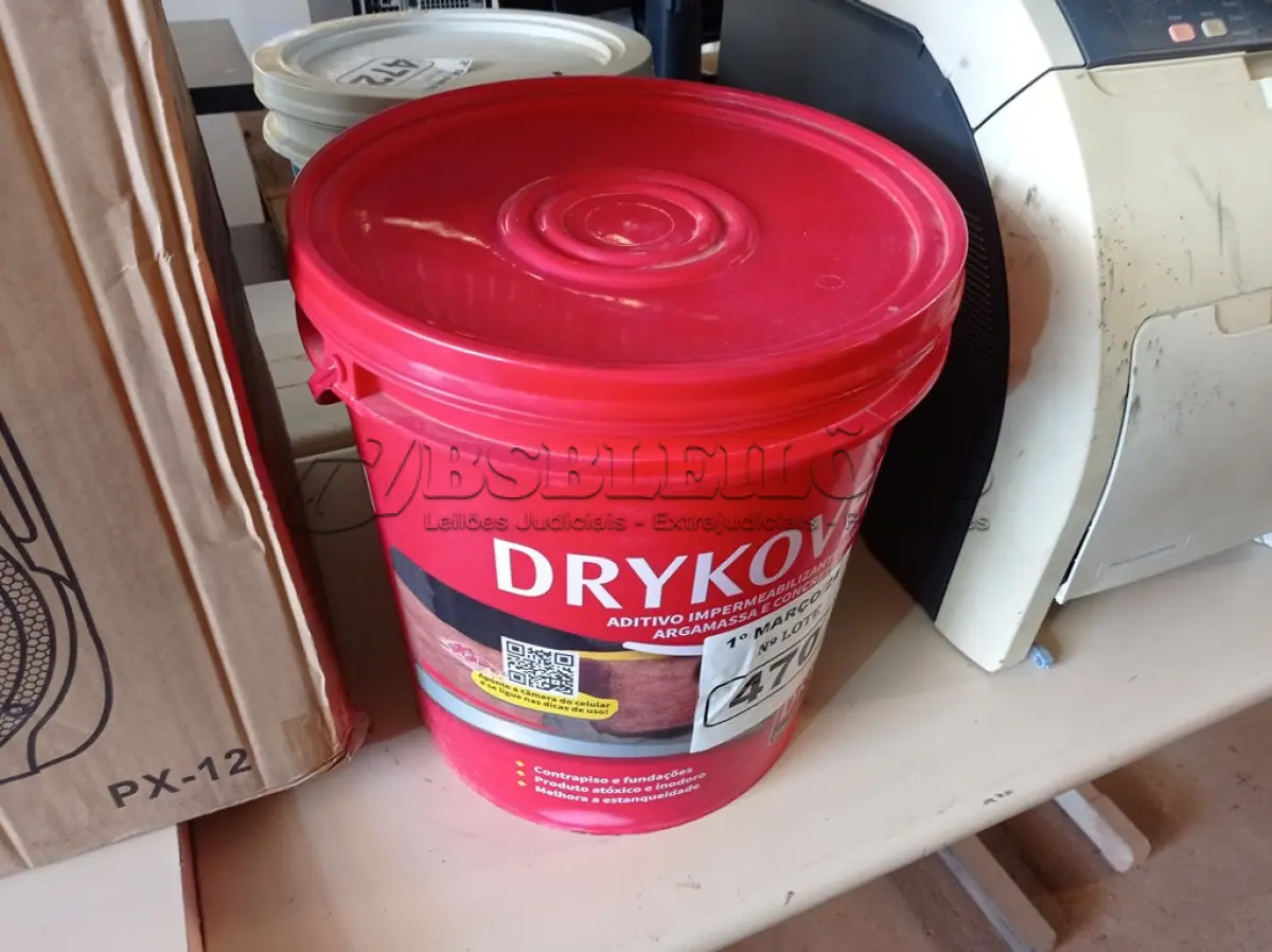 LOTE 470 - 01 BALDE DE DRYKOVEDA, ADITIVO IMPERMEABILIZANTE PARA ARGAMASSA E CONCRETO 18L. (NO ESTADO) ATENÇÃO! FAZER A VISITAÇÃO ANTES DE ARREMATAR, NÃO SABEMOS SE FUNCIONA. LEILÃO NÃO TEM GARANTIA E NEM DEVOLUÇÃO, SUJEITO A POSSÍVEIS AVARIAS VISÍVEIS/OCULTAS E/OU AUSÊNCIA DE COMPONENTES.