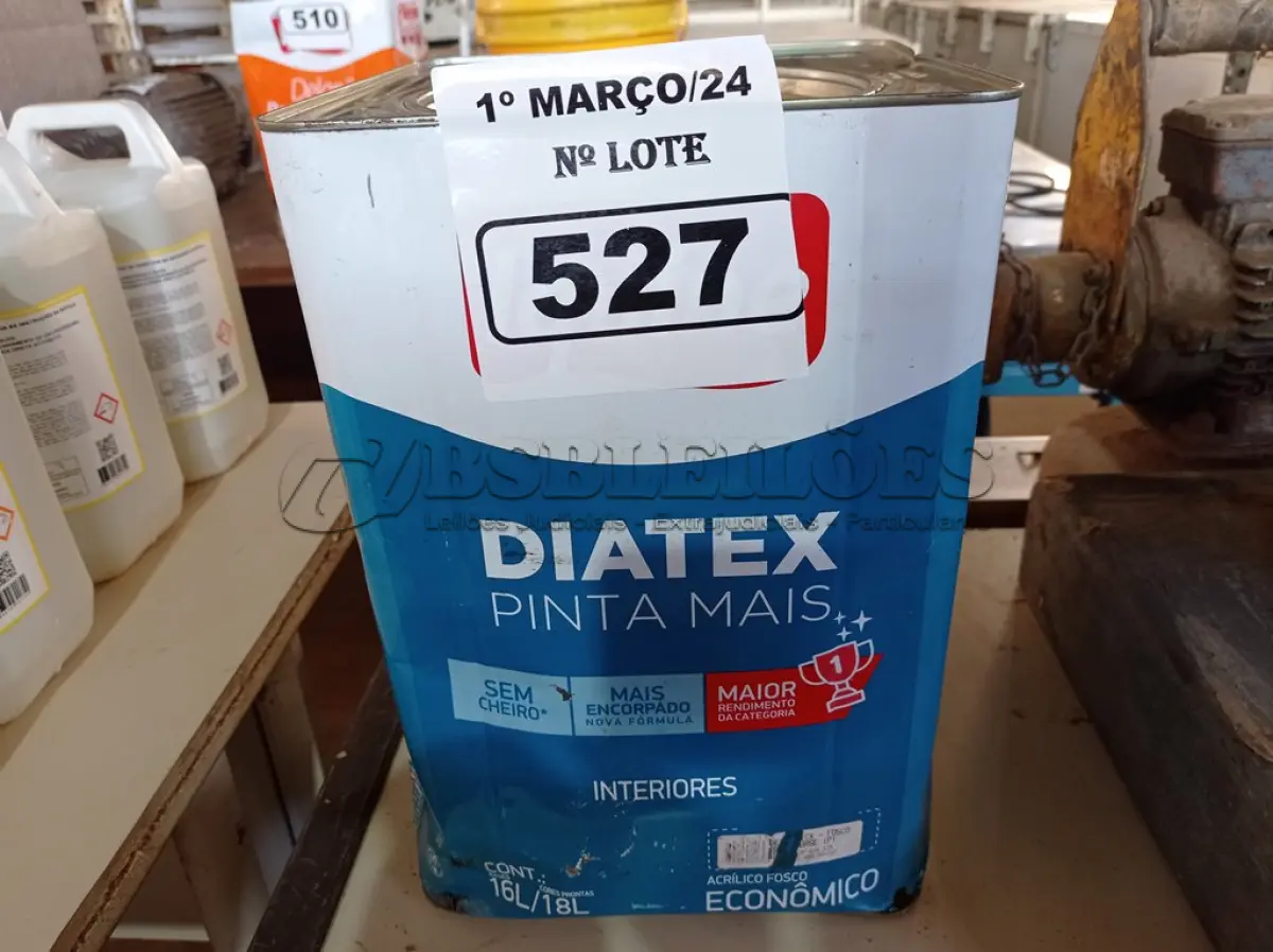 LOTE 527 - 01 LATA DE TINTA IQUINE DIATEX PINTA MAIS 18L FOSCO BASE “P”. (NO ESTADO) ATENÇÃO! FAZER A VISITAÇÃO ANTES DE ARREMATAR, NÃO SABEMOS SE FUNCIONA. LEILÃO NÃO TEM GARANTIA E NEM DEVOLUÇÃO, SUJEITO A POSSÍVEIS AVARIAS VISÍVEIS/OCULTAS E/OU AUSÊNCIA DE COMPONENTES.