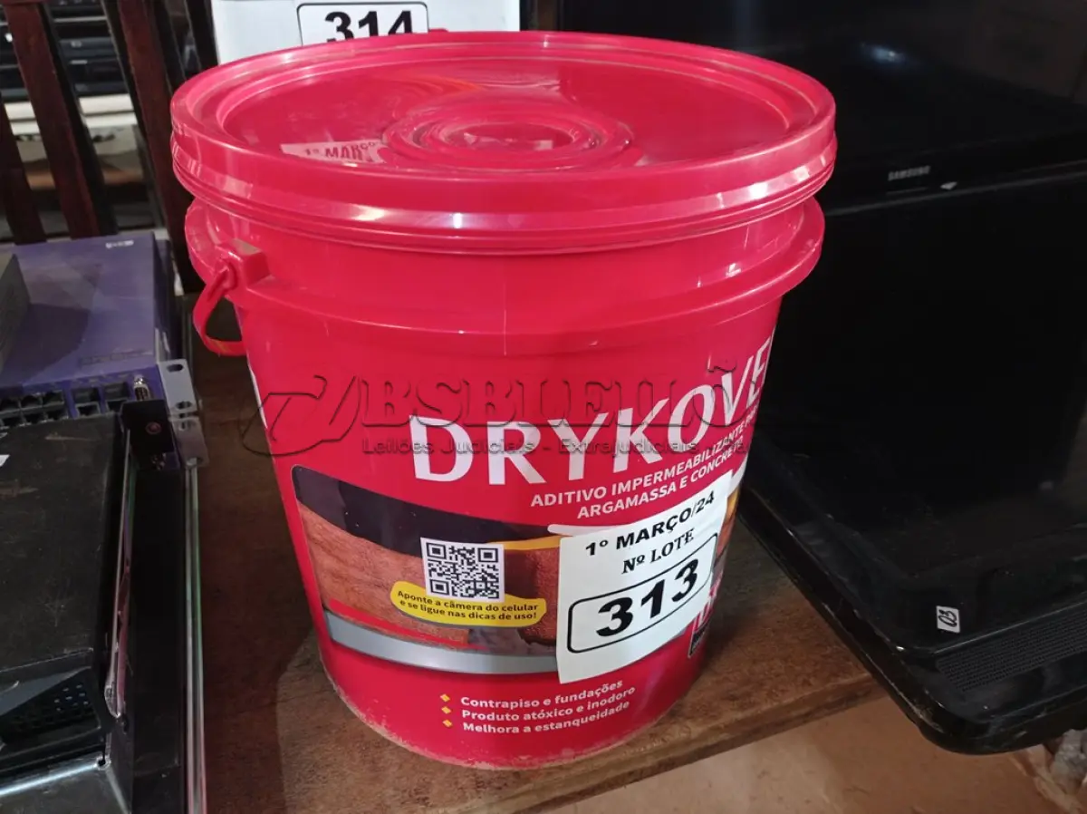 LOTE 313 - 01 BALDE DE DRYKOVEDA, ADITIVO IMPERMEABILIZANTE PARA ARGAMASSA E CONCRETO 18L. (NO ESTADO) ATENÇÃO! FAZER A VISITAÇÃO ANTES DE ARREMATAR, NÃO SABEMOS SE FUNCIONA. LEILÃO NÃO TEM GARANTIA E NEM DEVOLUÇÃO, SUJEITO A POSSÍVEIS AVARIAS VISÍVEIS/OCULTAS E/OU AUSÊNCIA DE COMPONENTES.