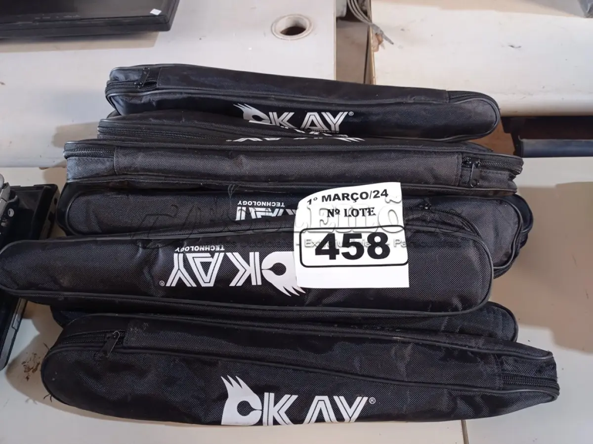 LOTE 458 - 10 DETECTORES DE METAL. (NO ESTADO) ATENÇÃO! FAZER A VISITAÇÃO ANTES DE ARREMATAR, NÃO SABEMOS SE FUNCIONA. LEILÃO NÃO TEM GARANTIA E NEM DEVOLUÇÃO, SUJEITO A POSSÍVEIS AVARIAS VISÍVEIS/OCULTAS E/OU AUSÊNCIA DE COMPONENTES.