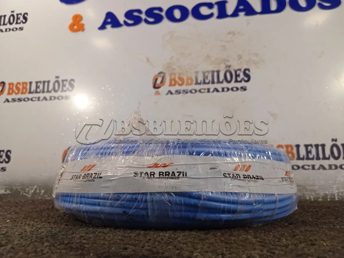 LOTE 280 - 01 ROLO DE CABO FLEXÍVEL 100M 1X10MM NA COR AZUL (NOVO). (NO ESTADO) ATENÇÃO! FAZER A VISITAÇÃO ANTES DE ARREMATAR, NÃO SABEMOS SE FUNCIONA. LEILÃO NÃO TEM GARANTIA E NEM DEVOLUÇÃO, SUJEITO A POSSÍVEIS AVARIAS VISÍVEIS/OCULTAS E/OU AUSÊNCIA DE COMPONENTES.