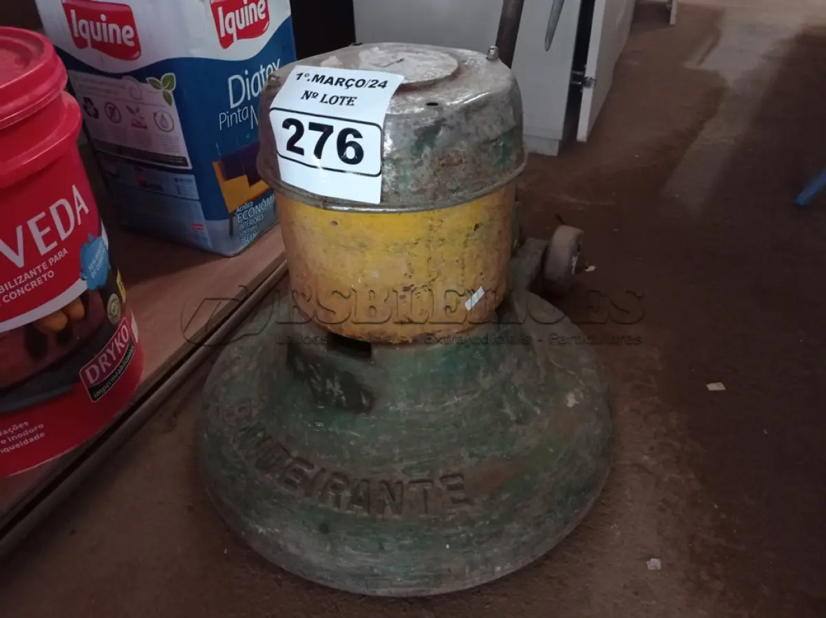 LOTE 276 - 01 ENCERADEIRA INDUSTRIAL MARCA BANDEIRANTE. (NO ESTADO) ATENÇÃO! FAZER A VISITAÇÃO ANTES DE ARREMATAR, NÃO SABEMOS SE FUNCIONA. LEILÃO NÃO TEM GARANTIA E NEM DEVOLUÇÃO, SUJEITO A POSSÍVEIS AVARIAS VISÍVEIS/OCULTAS E/OU AUSÊNCIA DE COMPONENTES.