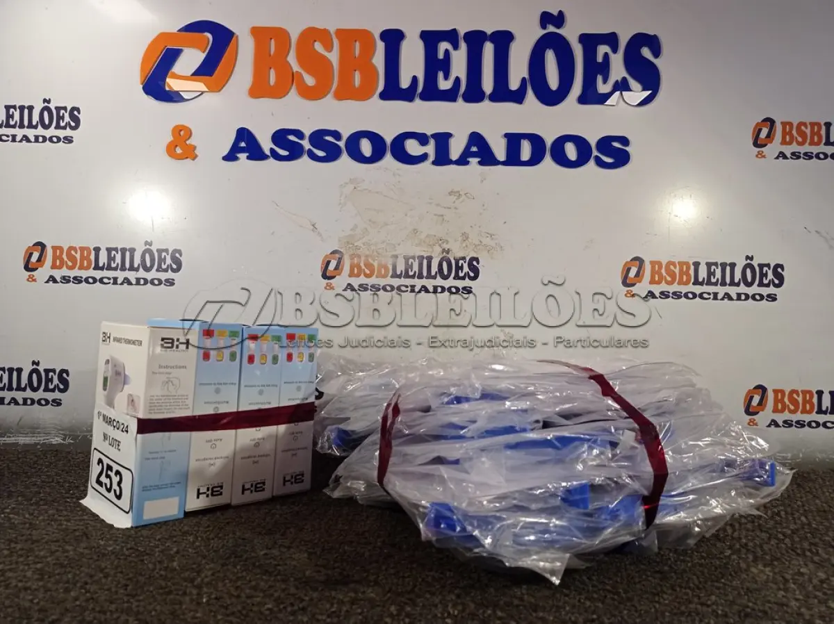 LOTE 253 - 04 TERMÔMETROS DIGITAL E 10 MASCARAS DE PROTEÇÃO. (NO ESTADO) ATENÇÃO! FAZER A VISITAÇÃO ANTES DE ARREMATAR, NÃO SABEMOS SE FUNCIONA. LEILÃO NÃO TEM GARANTIA E NEM DEVOLUÇÃO, SUJEITO A POSSÍVEIS AVARIAS VISÍVEIS/OCULTAS E/OU AUSÊNCIA DE COMPONENTES.