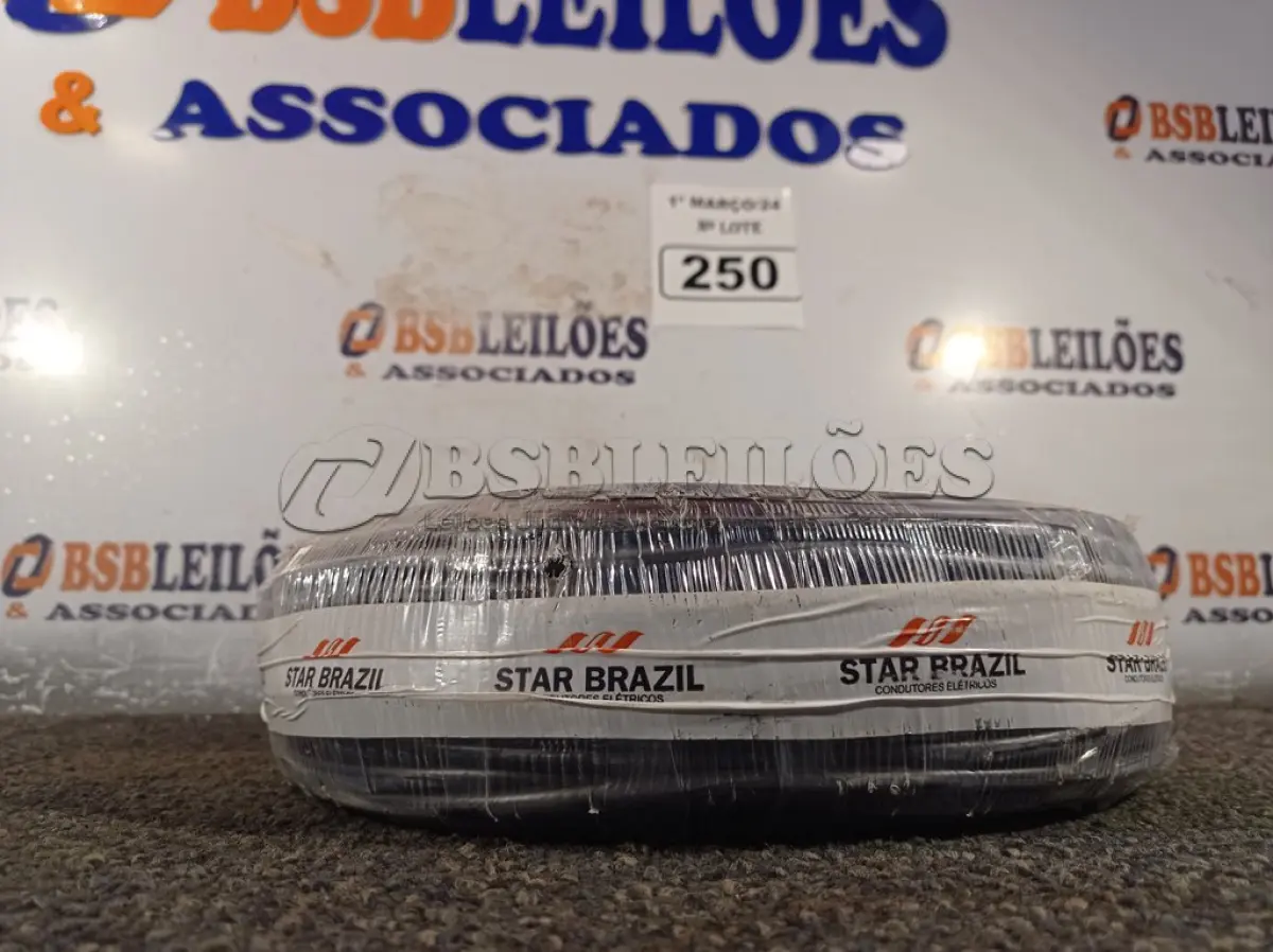 LOTE 250 - 01 ROLO DE CABO FLEXÍVEL 100M 1X10MM NA COR PRETA (NOVO). (NO ESTADO) ATENÇÃO! FAZER A VISITAÇÃO ANTES DE ARREMATAR, NÃO SABEMOS SE FUNCIONA. LEILÃO NÃO TEM GARANTIA E NEM DEVOLUÇÃO, SUJEITO A POSSÍVEIS AVARIAS VISÍVEIS/OCULTAS E/OU AUSÊNCIA DE COMPONENTES.